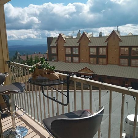Village Center 2 Bedroom Condo Big White Exterior foto